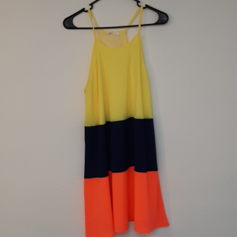 3/$15 Girls dress sz small Peach Love California